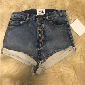 One teaspoon mid rise shorts